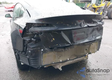 2025 Tesla Model 3 Long Range Rear-Wheel Drive из США, поврежденный, VIN 5YJ3E1EA6SF911136